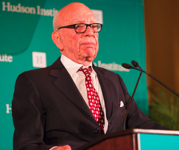 Murdoch accepting the Hudson Institute's 2015 Global Leadership Award