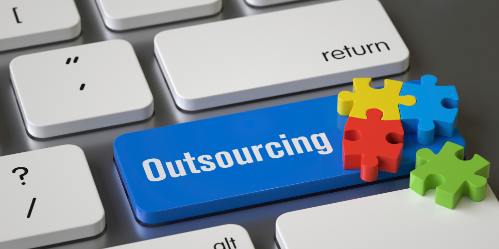 encouraging-companies-to-start-outsourcing
