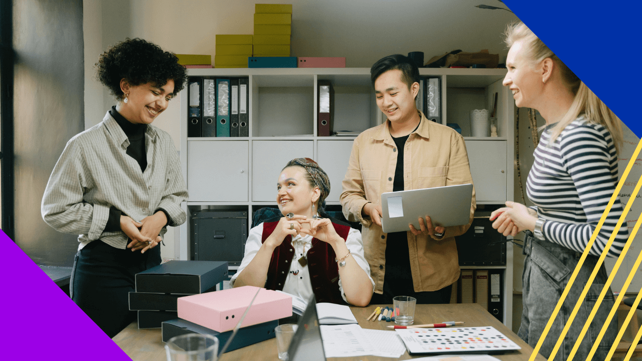 Hire remote customer service representatives The smart way to scale and keep customers for life